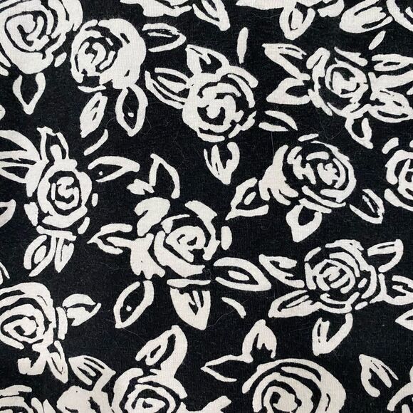 ⭐️ VINTAGE Bodycon Mini  Black White Roses - Picture 3 of 5